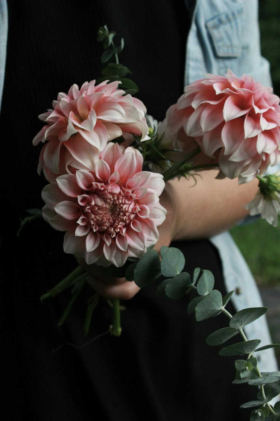 Boho wedding with pampas grass